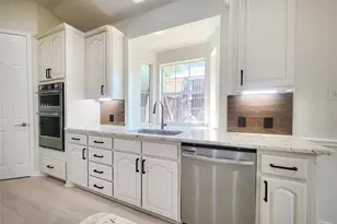 3402 Bentley Ct, Highland Village, TX 75077 - Photo 13