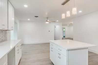 5718 Trio Lane, Dallas, TX 75241 - Photo 15