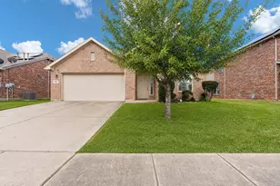620 Swift Current Dr, Crowley, TX 76036 - Photo 1
