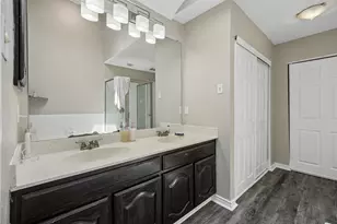2108 Rose Cliff Ln, Carrollton, TX 75007 - Photo 15