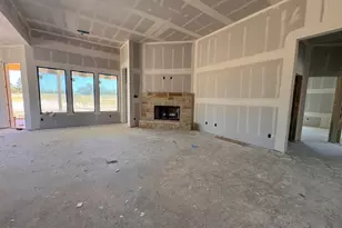313 Johnny Boy Way, Springtown, TX 76082 - Photo 5
