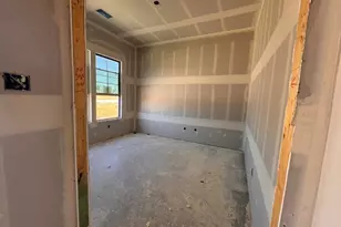 313 Johnny Boy Way, Springtown, TX 76082 - Photo 3