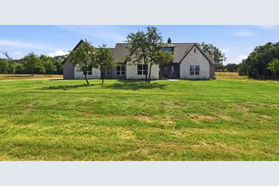 104 Springhill Court, Springtown, TX 76082 - Photo 5