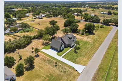 104 Springhill Court, Springtown, TX 76082 - Photo 37