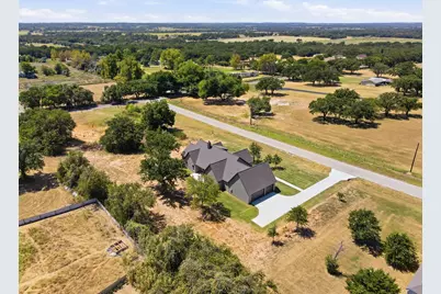 104 Springhill Court, Springtown, TX 76082 - Photo 33
