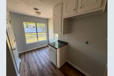 121 Vandenburg Drive #B, Denison, TX 75020 - Photo 5