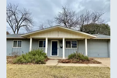 828 Kingswood Avenue, Richardson, TX 75080 - Photo 1
