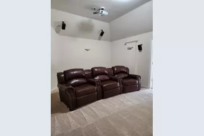 305 Eastland Drive, Lewisville, TX 75056 - Photo 15