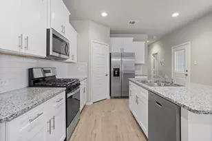 3453 Lake District Ln, Fort Worth, TX 76135 - Photo 11