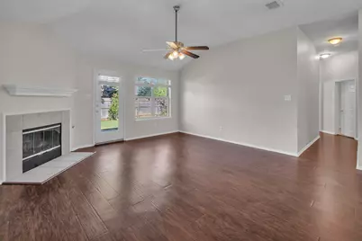 11829 Gold Creek Drive E, Fort Worth, TX 76244 - Photo 9