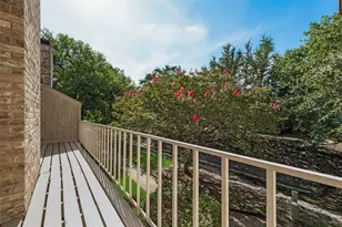 5814 Meadow Wood Ln, Fort Worth, TX 76112 - Photo 29