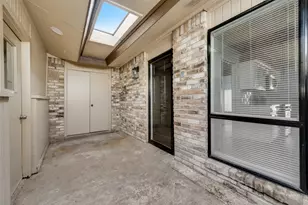 5814 Meadow Wood Ln, Fort Worth, TX 76112 - Photo 5