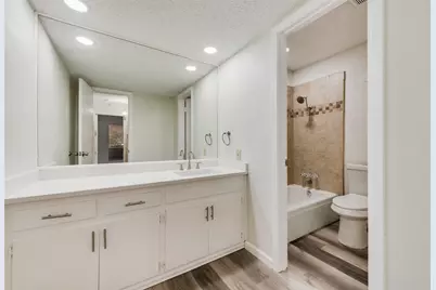 5814 Meadow Wood Lane, Fort Worth, TX 76112 - Photo 21