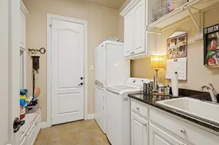 87 Castle Pines Cir, Gordonville, TX 76245 - Photo 11