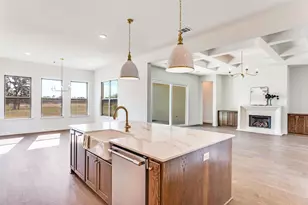 1016 Emery Ct, Weatherford, TX 76087 - Photo 15