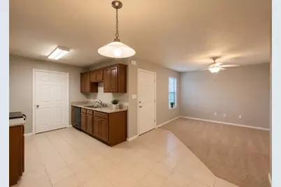 560 W Elm #C, Stephenville, TX 76401 - Photo 5