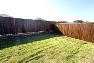 2553 Guineas Ln, Aubrey, TX 76227 - Photo 13