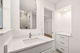 921 Bromwich St, Garland, TX 75040 - Photo 31