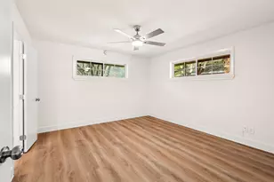 921 Bromwich St, Garland, TX 75040 - Photo 27