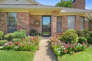 2833 Stoneridge Dr, Garland, TX 75044 - Photo 3