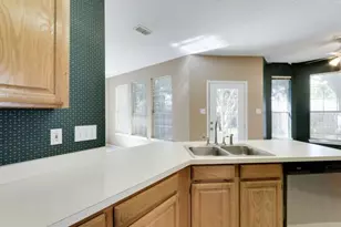 6801 Carrington Dr, Plano, TX 75023 - Photo 9