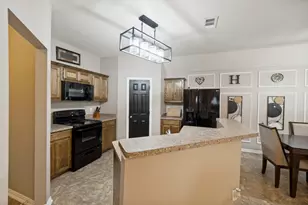 3031 Appaloosa Dr, Dallas, TX 75237 - Photo 11