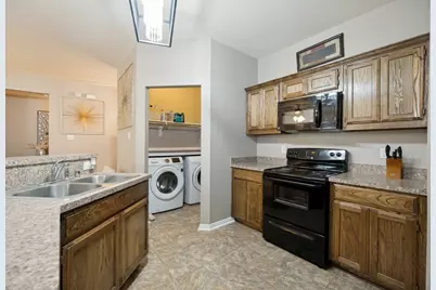 3031 Appaloosa Drive, Dallas, TX 75237 - Photo 13