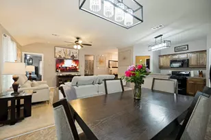 3031 Appaloosa Dr, Dallas, TX 75237 - Photo 9