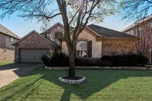 945 Pheasant Dr, Allen, TX 75013 - Photo 1