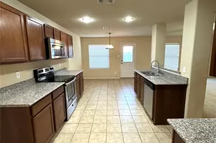 10687 Midway Dr, Frisco, TX 75035 - Photo 3