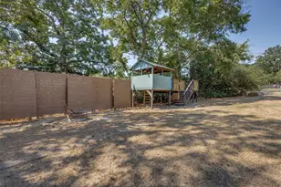 1530 W Chestnut St, Denison, TX 75020 - Photo 5