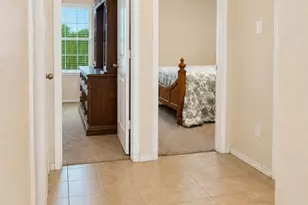 127 Creekview Dr, Azle, TX 76020 - Photo 19