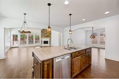 8100 Paisley, The Colony, TX 75056 - Photo 7