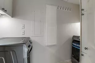 5909 Luther Ln, Dallas, TX 75225 - Photo 23