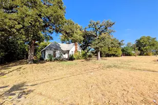 1723 Haltom Rd, Haltom City, TX 76117 - Photo 1