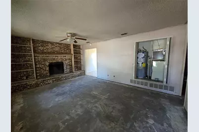 1514 Linda Street, Bowie, TX 76230 - Photo 7