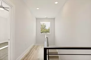 1042 Rosemont St, Austin, TX 78723 - Photo 13