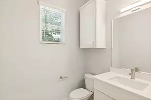 1042 Rosemont St, Austin, TX 78723 - Photo 21