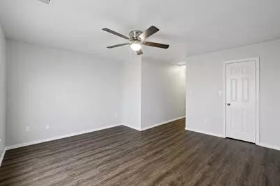 4011 Preferred Place, Dallas, TX 75237 - Photo 5