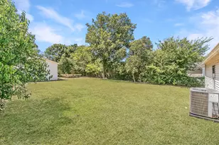 5729 Wellesley Ave, Fort Worth, TX 76107 - Photo 27