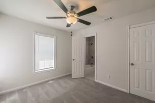 5729 Wellesley Ave, Fort Worth, TX 76107 - Photo 13