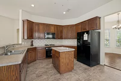 1000 Leoti Lane, Plano, TX 75094 - Photo 5