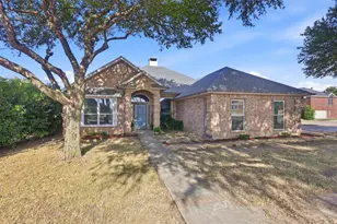 104 Clear Creek Dr, Red Oak, TX 75154 - Photo 3