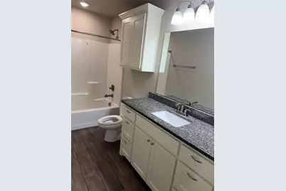 303 N Colbert Avenue, Sherman, TX 75090 - Photo 5