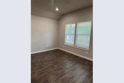 303 N Colbert Avenue, Sherman, TX 75090 - Photo 11