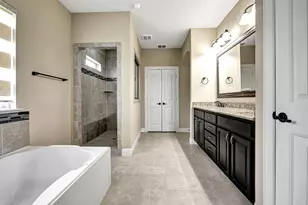 12353 Flowering Dr, Frisco, TX 75035 - Photo 29