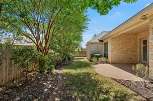 337 Edinburgh Ln, Waco, TX 76712 - Photo 33