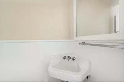 300 College Street #E, Arlington, TX 76010 - Photo 13