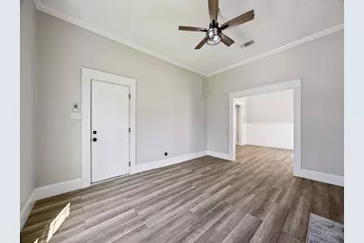 917 W Sears Street, Denison, TX 75020 - Photo 9
