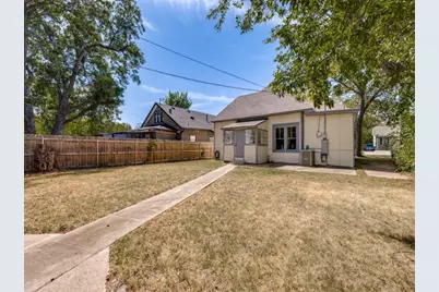 917 W Sears Street, Denison, TX 75020 - Photo 25